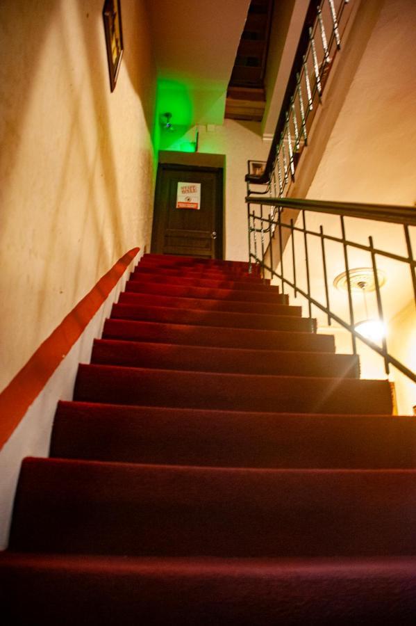 Istanbul Irish Hotel Εξωτερικό φωτογραφία